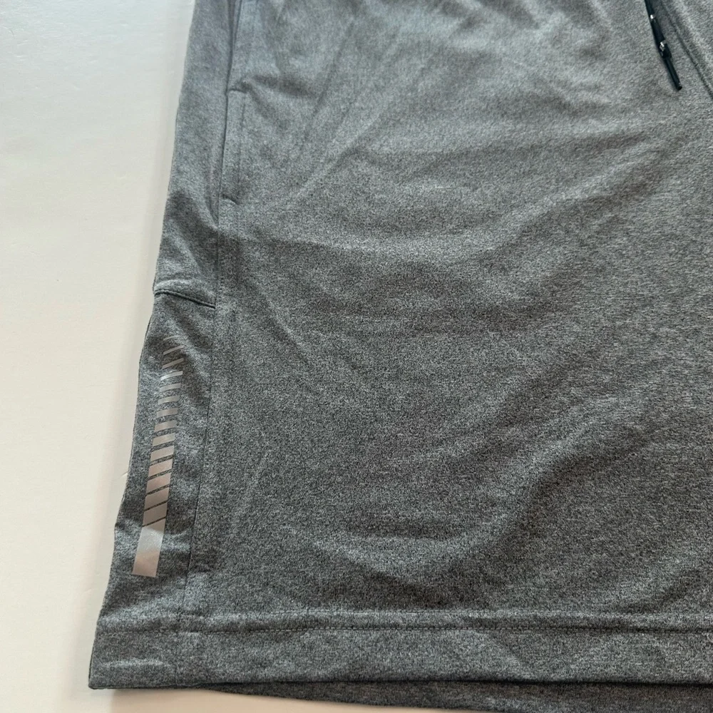 Quicksilver Training Shorts 19” Knit Gray NWT Men’s Size Medium